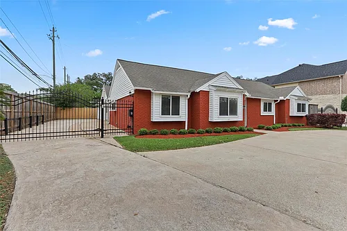 12303 Barryknoll Ln Photo 1