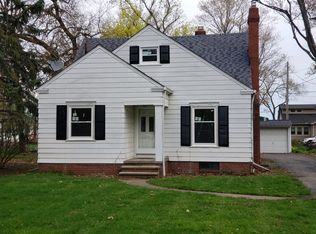 4713 Lake Rd, Sheffield Lake, OH 44054