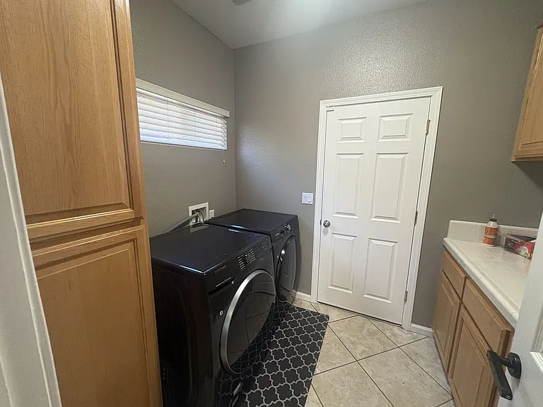 9745 W Taron Dr — Photo 7