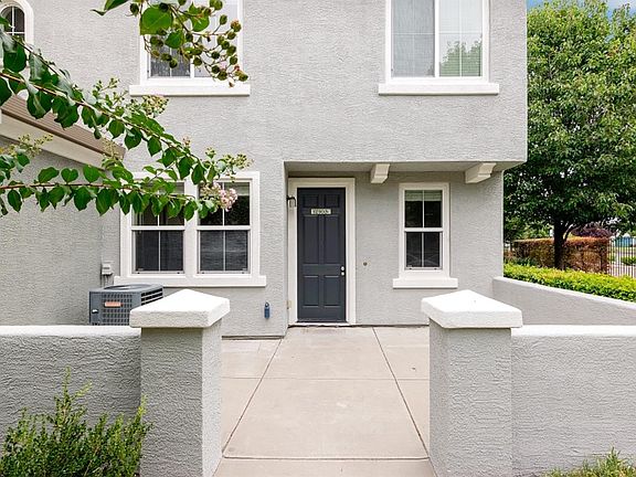 Entryway courtyard.