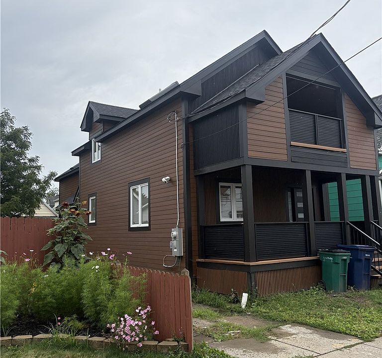 1st image of 228 Cable St