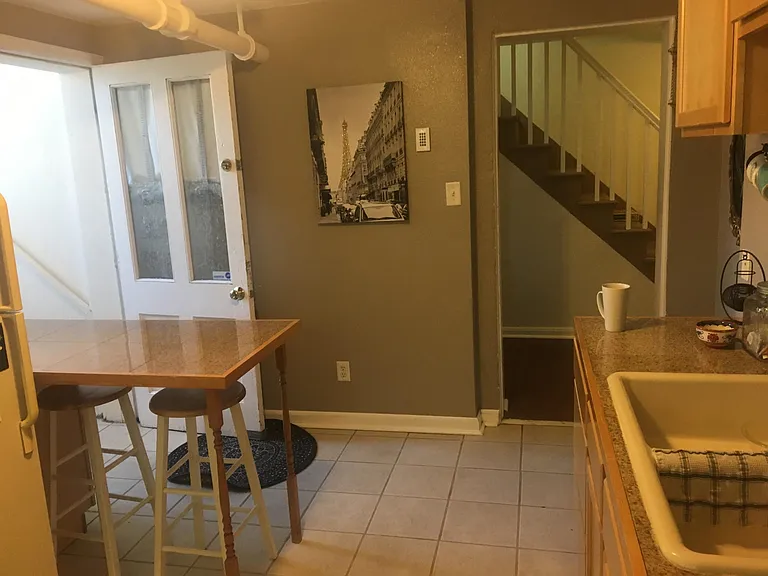 1545 Vine St #G — Photo 12