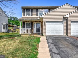 1080 Sterling Pl, Lancaster, PA 17603