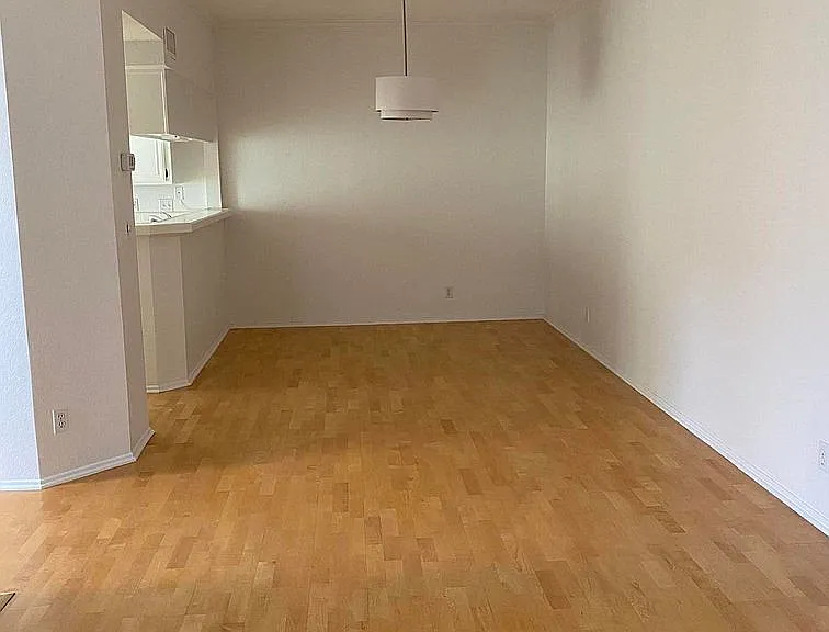 5533 Spanish Oak Ln #B — Photo 3