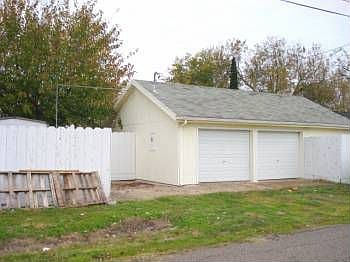 2nd image of 9586 San Benito Ave