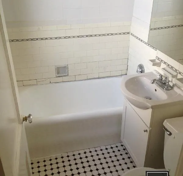 183-7 Chestnut Hill Ave — Photo 26