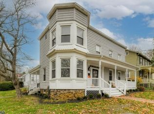 9 Halstead St, Clinton, NJ 08809