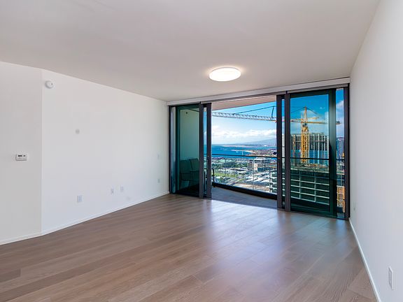 Studio unit with a balcony