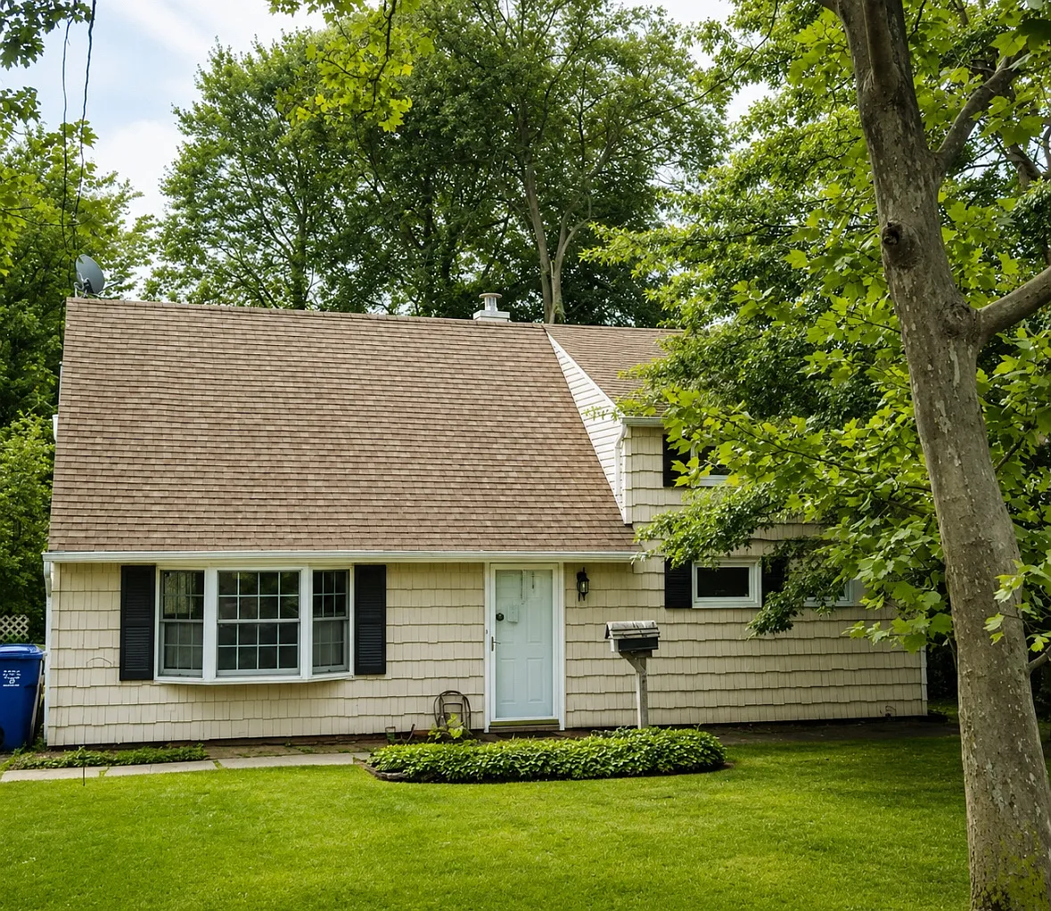 5 bed, $4,200 — Photo 1