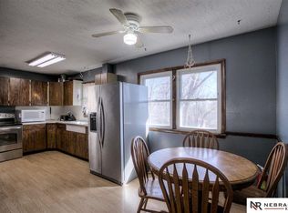 3617 Hartman Ave, Omaha, NE 68111