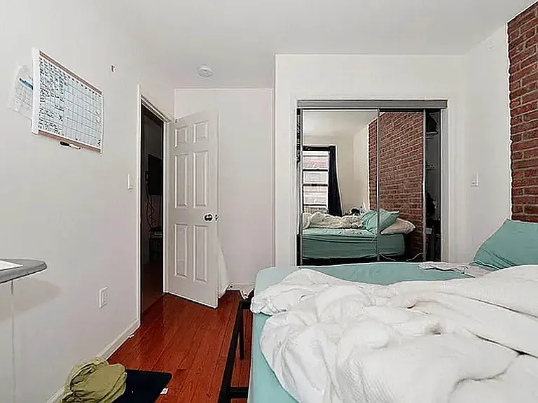 154 Allen St #3 — Photo 7