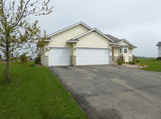 484 Overlook Dr, Ellsworth, WI 54011