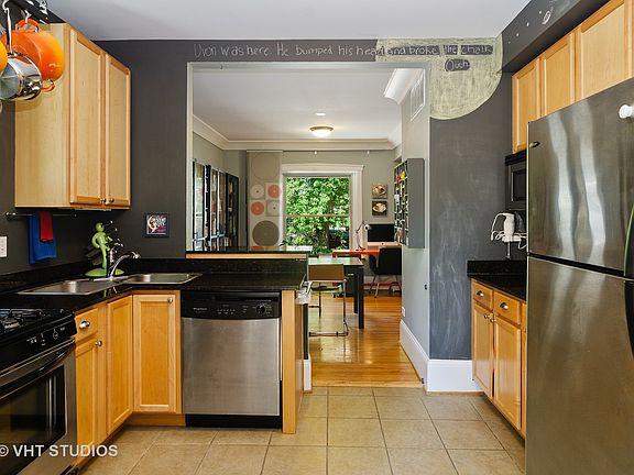 5th image of 7019 N Wolcott Ave #1