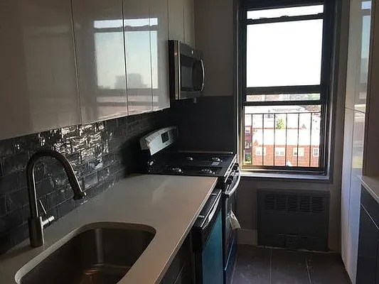 Rented by Brooklyn Vertical Inc. | media 17