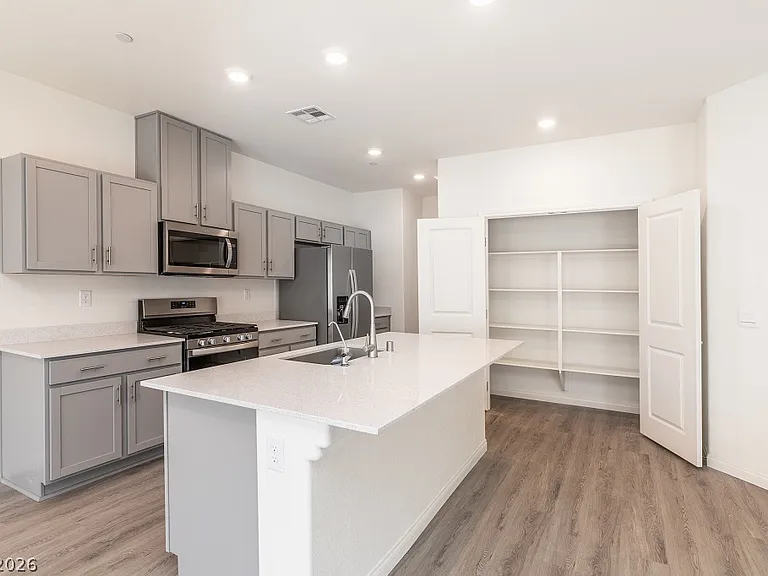 9921 Cobalt Cliffs St — Photo 17