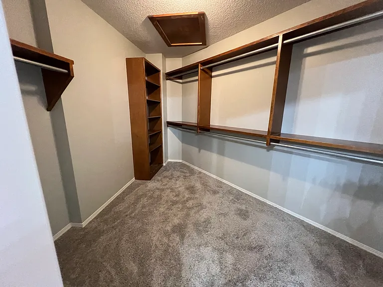 2213 E Myrtlewood Ct — Photo 104