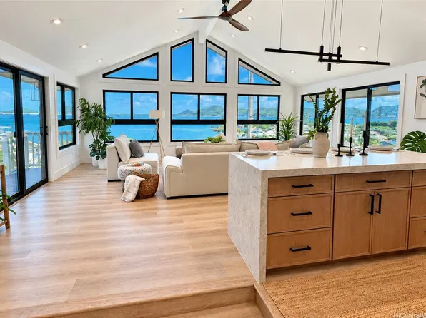 45-55 Lilipuna Rd #A, Kaneohe, HI 96744