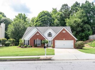 555 Running Fawn Dr, Suwanee, GA