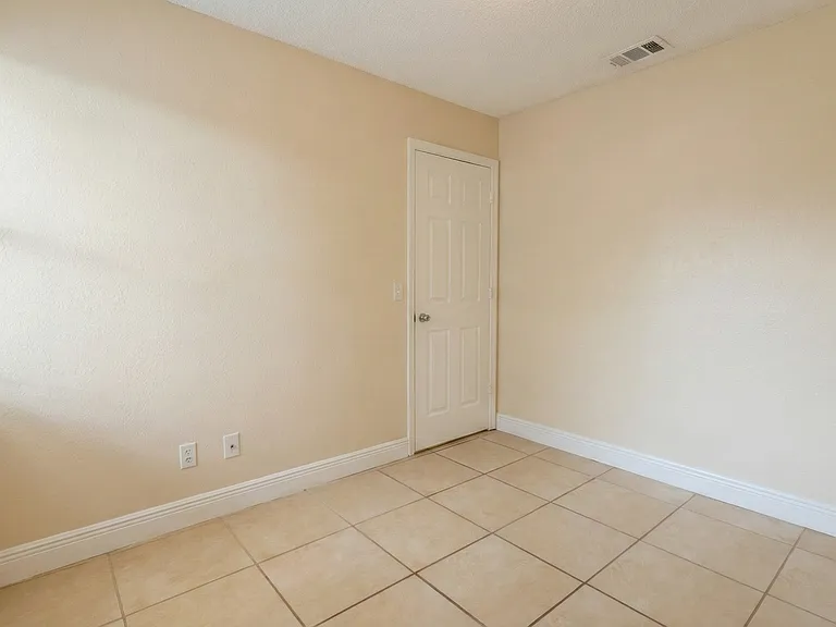 2013 Mary St #TOWNHOUSE — Photo 11