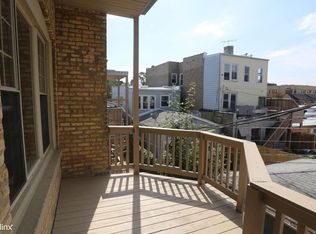 5210 N Sawyer Ave, Chicago, IL 60625