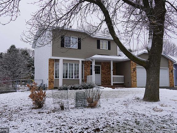 2nd image of 2926 McKinley Dr