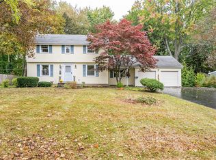 119 London Rd, Webster, NY 14580