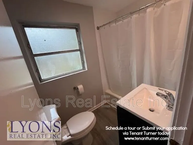 2310 Deborah Dr — Photo 7