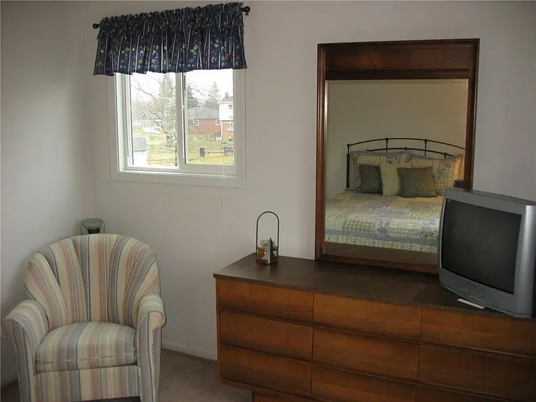 44 Picadilly Ct — Photo 28