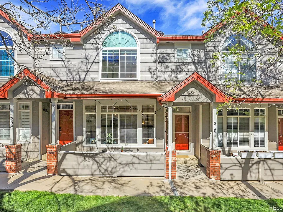 2855 Rock Creek Cir #210