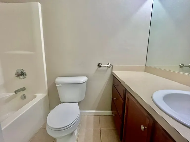 9-11 Chesney Dr — Photo 10