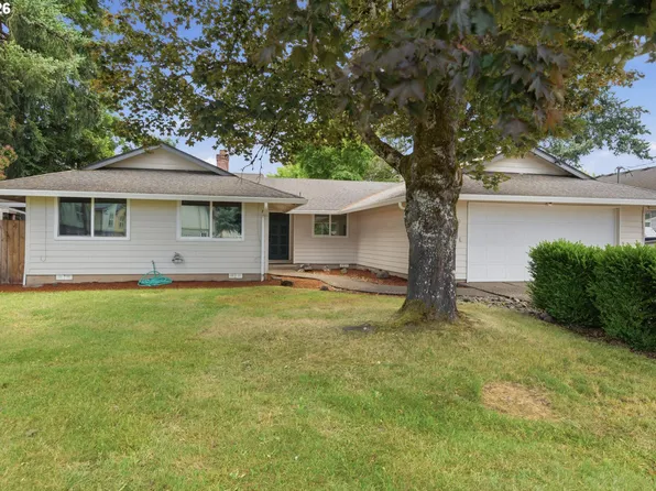1360 SW 2nd St, McMinnville, OR 97128