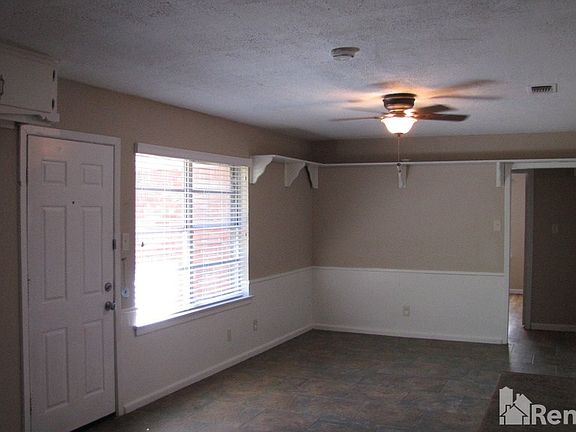 5th image of 3724 N Hills Dr