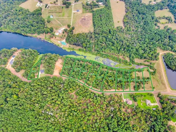 5 John Dean Rd, Gilmer, TX 75644