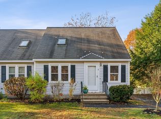8 Applewood Dr, Saco, ME 04072