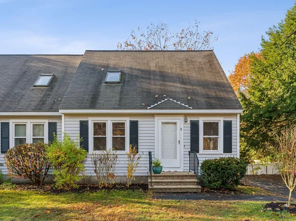 8 Applewood Drive, Saco, ME 04072