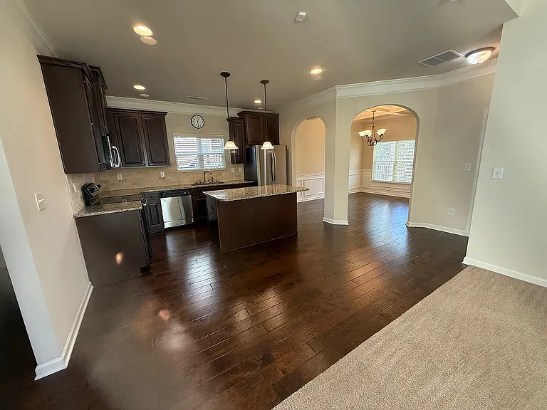 4414 Grove Landing Dr — Photo 3