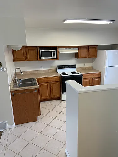 737 Smith St #2 Photo 1