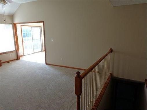 3rd image of 1004 N Ponca Dr
