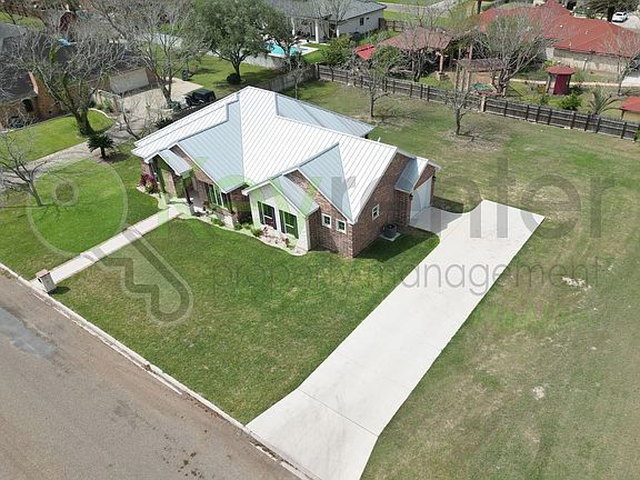 4th image of 5605 E Pecan Dr