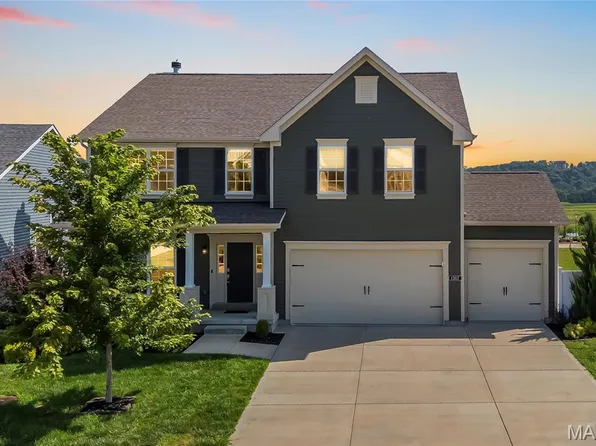 1307 Bloomfield Dr, Eureka, MO 63025