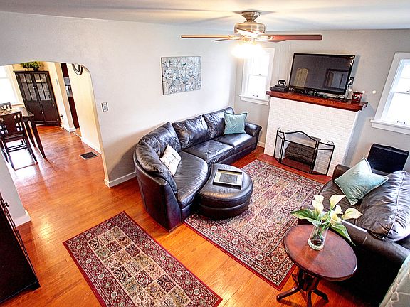 2nd image of 3419 Sagamon Ave