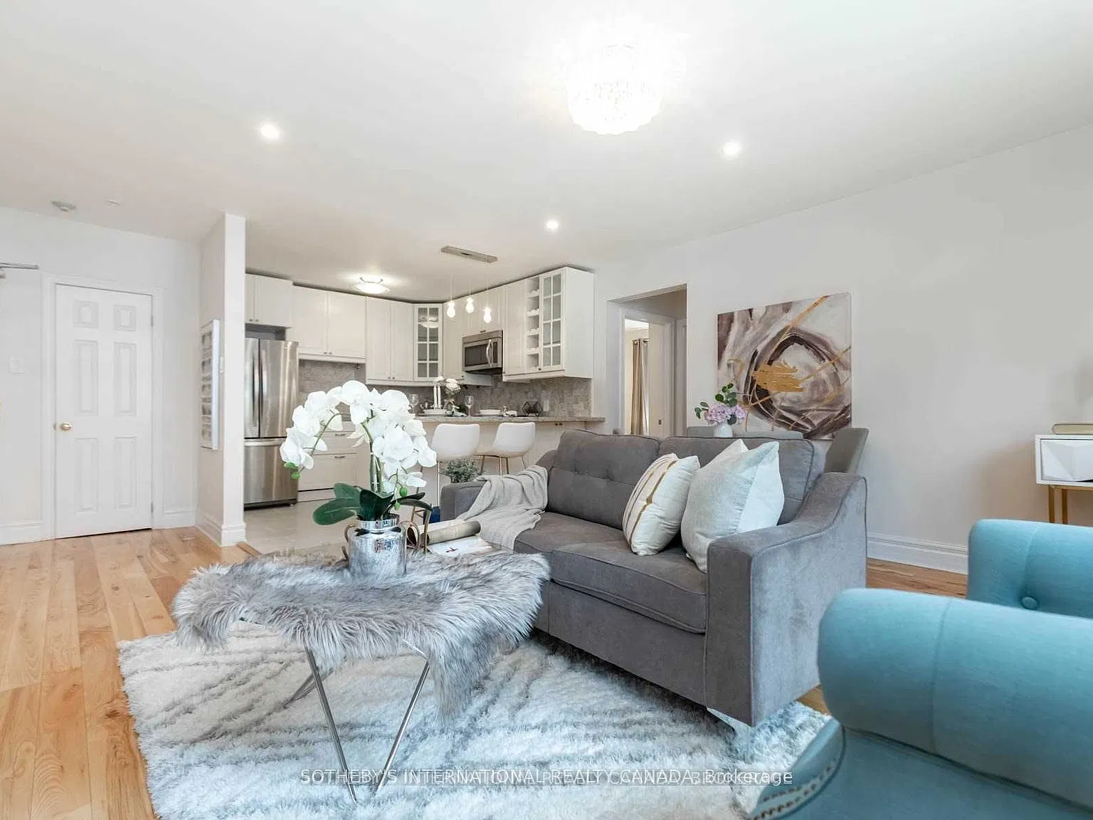 2 bed, $2,700 — Photo 3