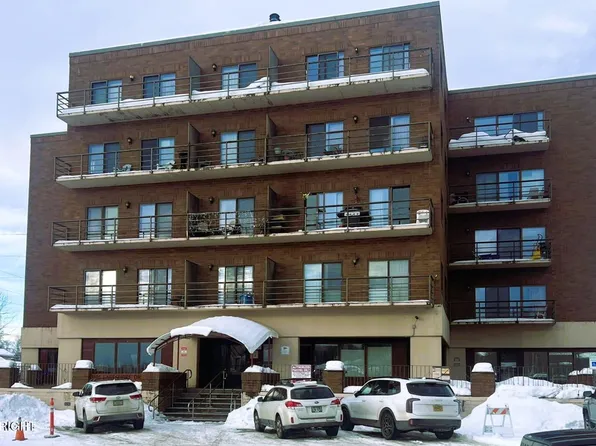 3105 Lakeshore Dr #406-2, Anchorage, AK 99517