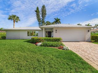 96 Cypress Point Dr, Naples, FL 34105