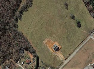 1129 Cherokee Rd, Pelzer, SC 29669