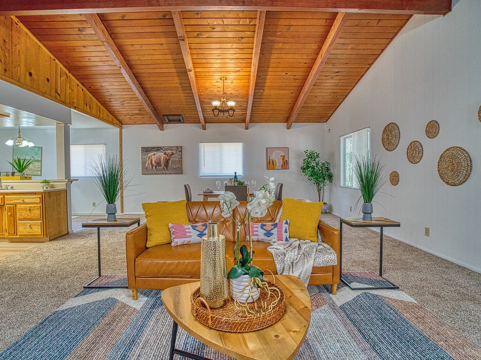 2 bed, 1.5 bath, 1482 sqft, $2,200 — Photo 4