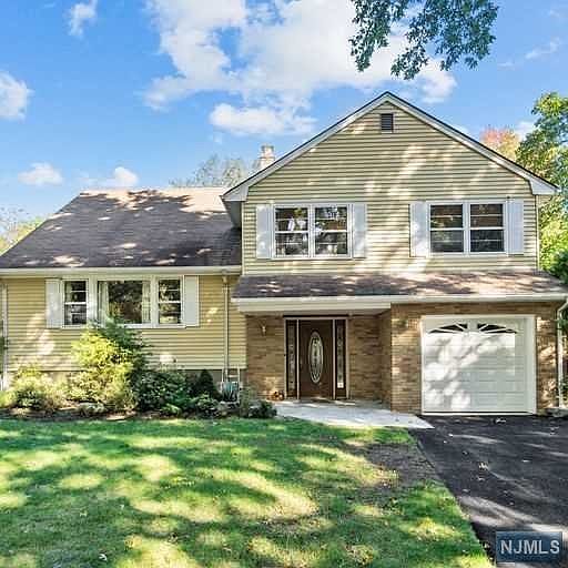 38 Kennedy Cir, Closter, NJ 07624 Zillow