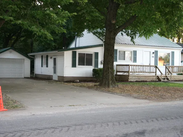 3127 Sand Rd, Edwardsville, IL 62025