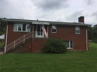 312 Mankey Rd, Washington, PA 15301