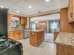 102 Cliff St, Haledon, NJ 07508